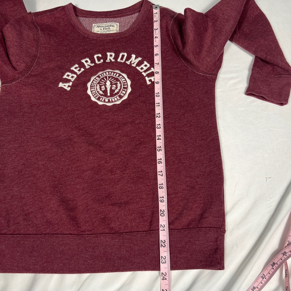 Abercrombie & Fitch Womens Maroon Graphic Crewneck Sweatshirt Size Small Maroon - Picture 6 of 7